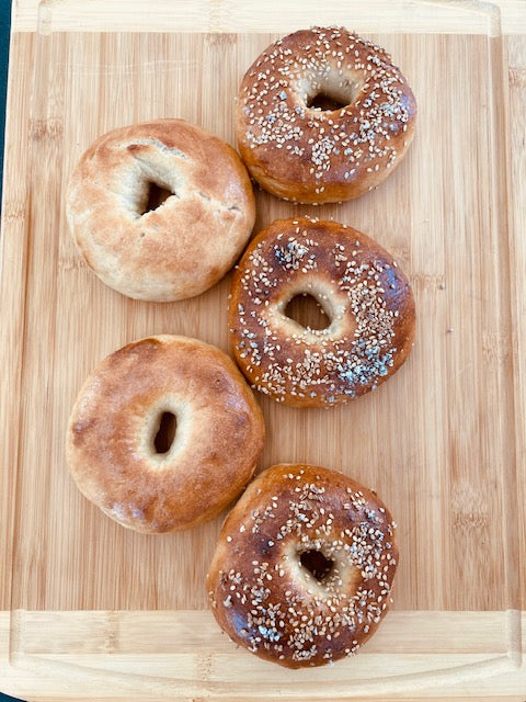 Sourdough Bagels: Plain, Everything, or Asiago (6 per bag)